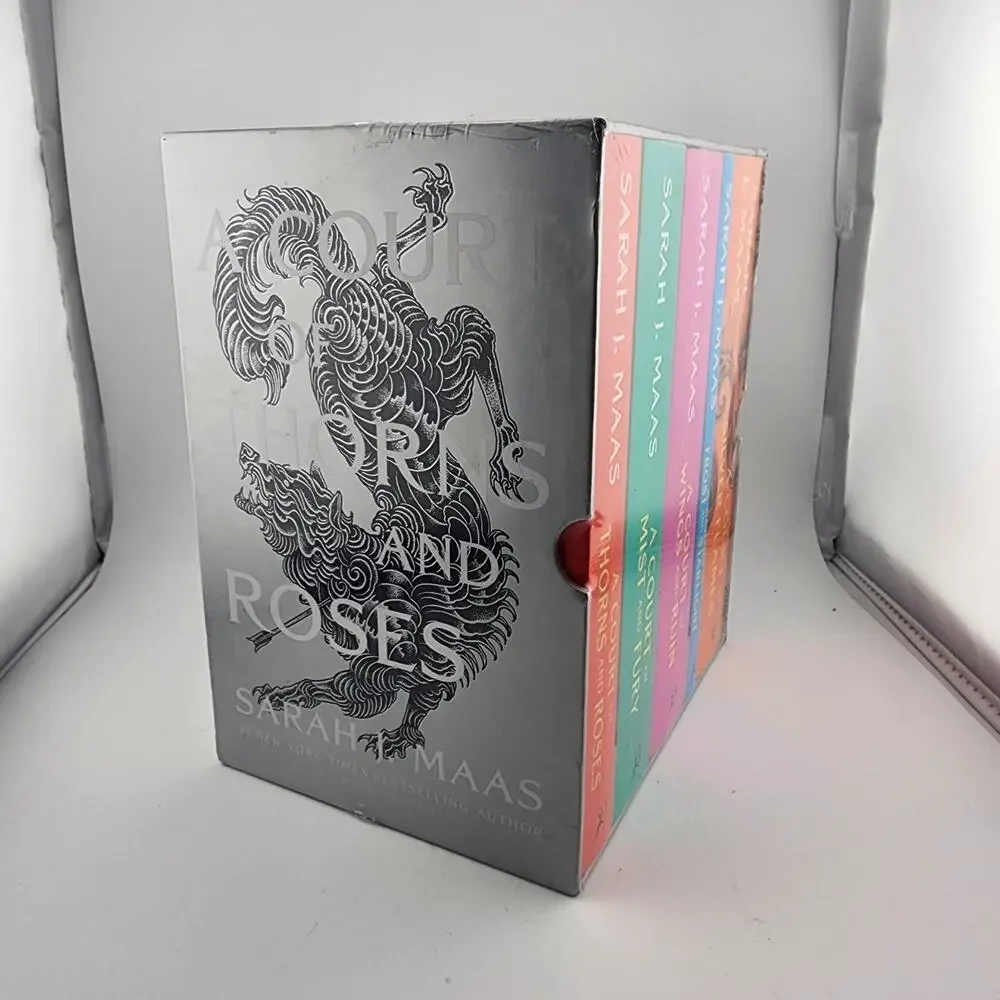 A Court of Thorns and Roses 5 Books Collection Box Set Paperback 2022 Sealed